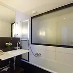 81 Hotel 3*