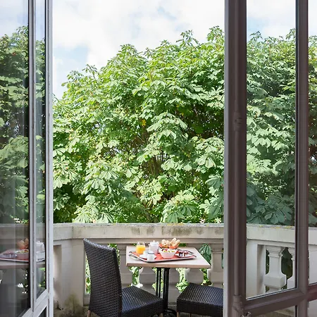81