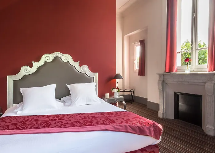 מלון 81 דוביל